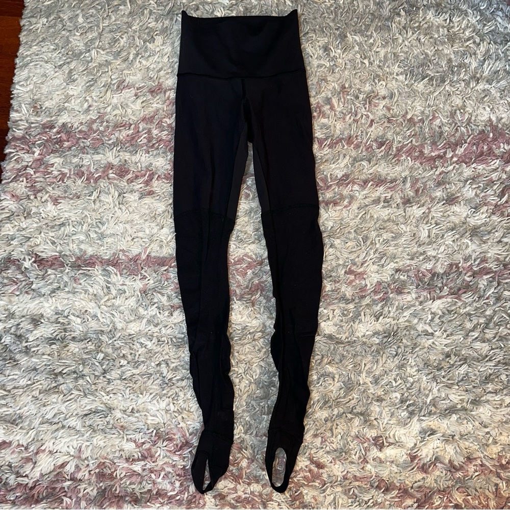 Lululemon luon full length leggings with feet holes 4